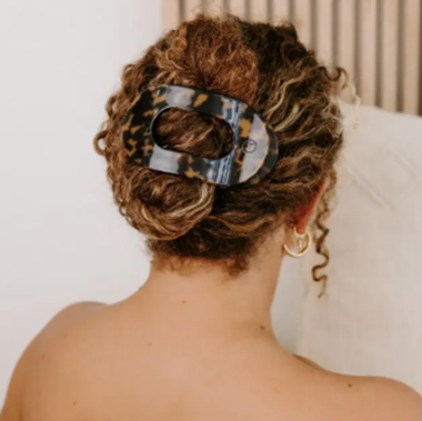 Round Flat | Tortoise Hair Clip