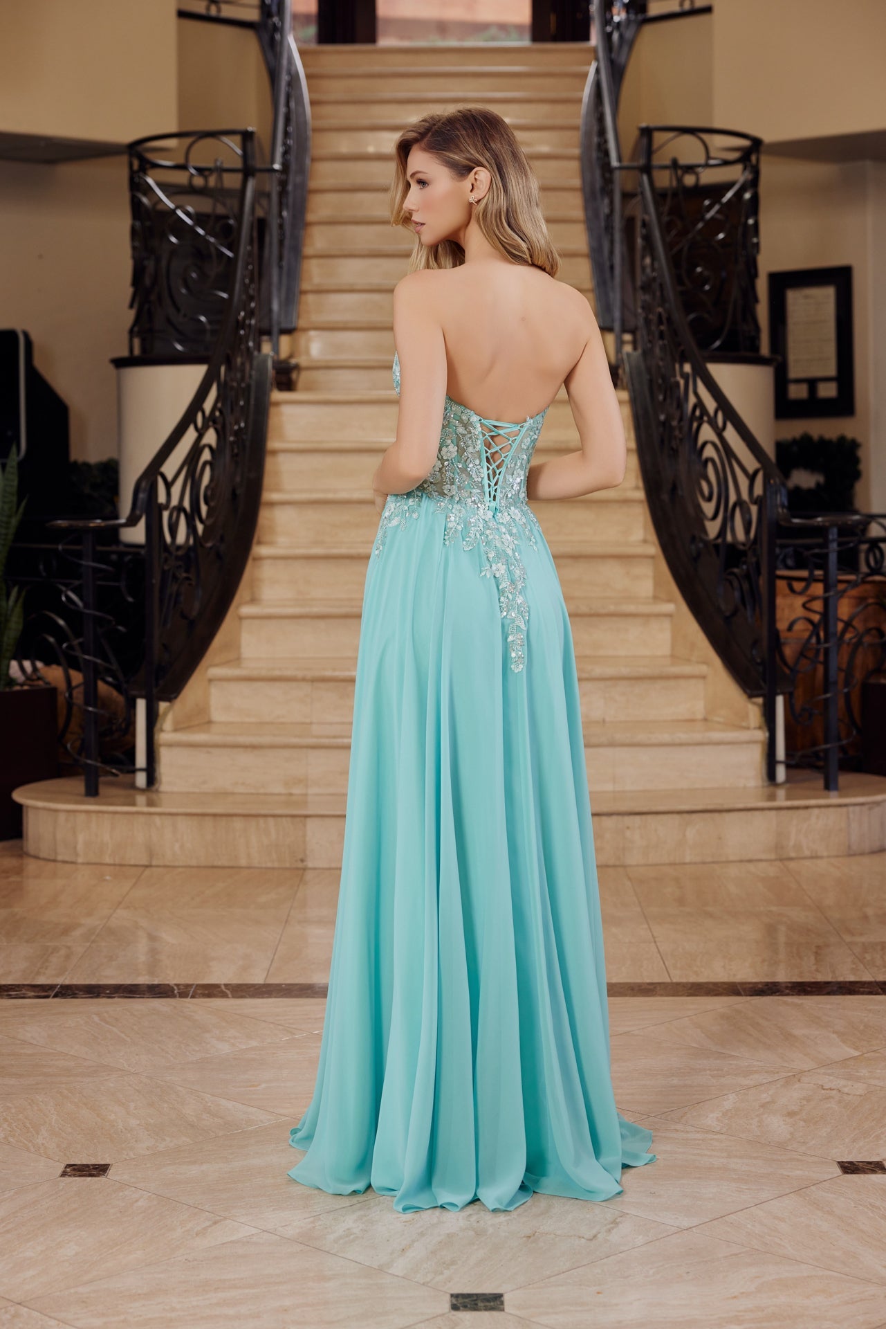 Stapless Applique Chiffon Prom Dress