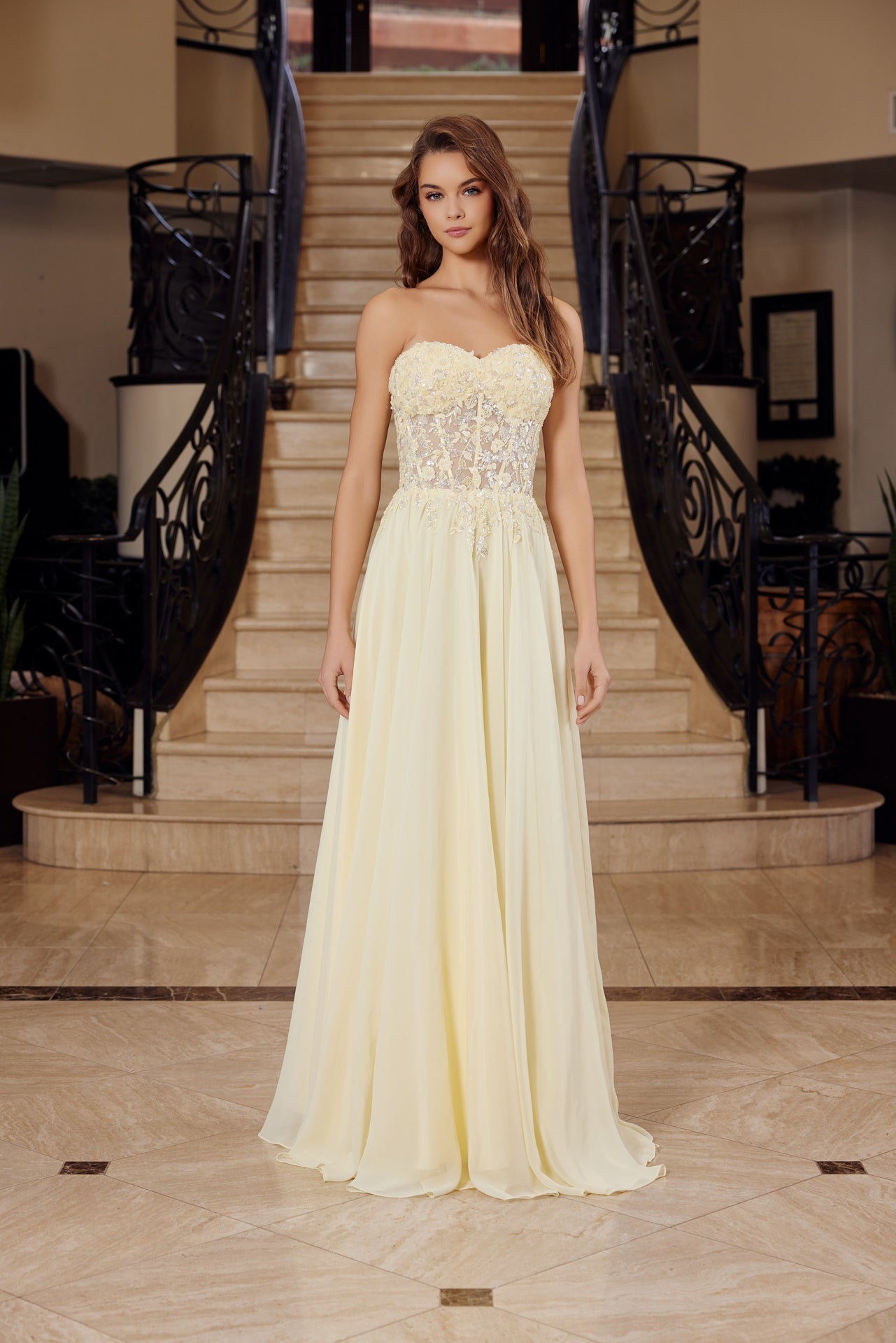 Stapless Applique Chiffon Prom Dress