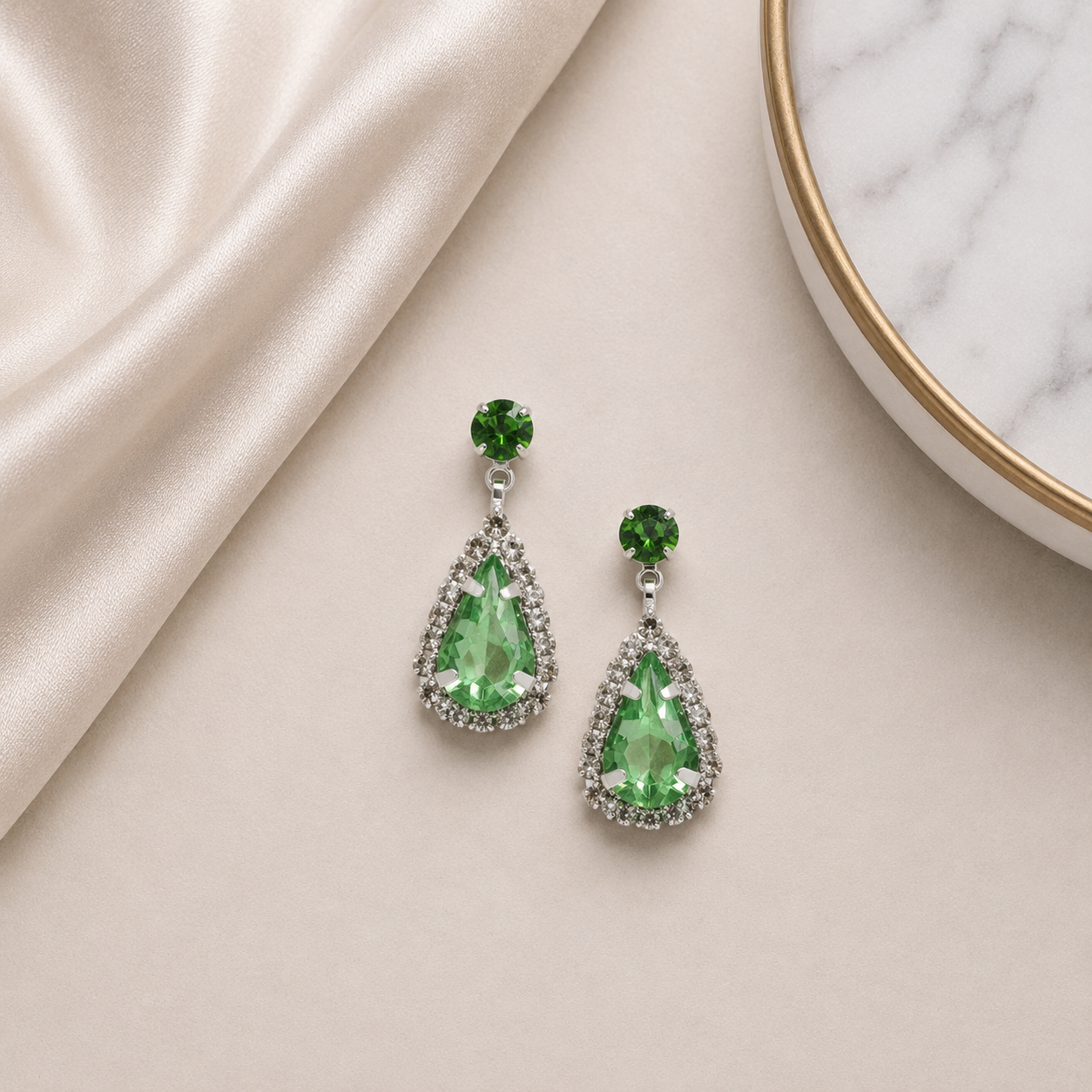 Small Dangle Earring - Peridot/Silver