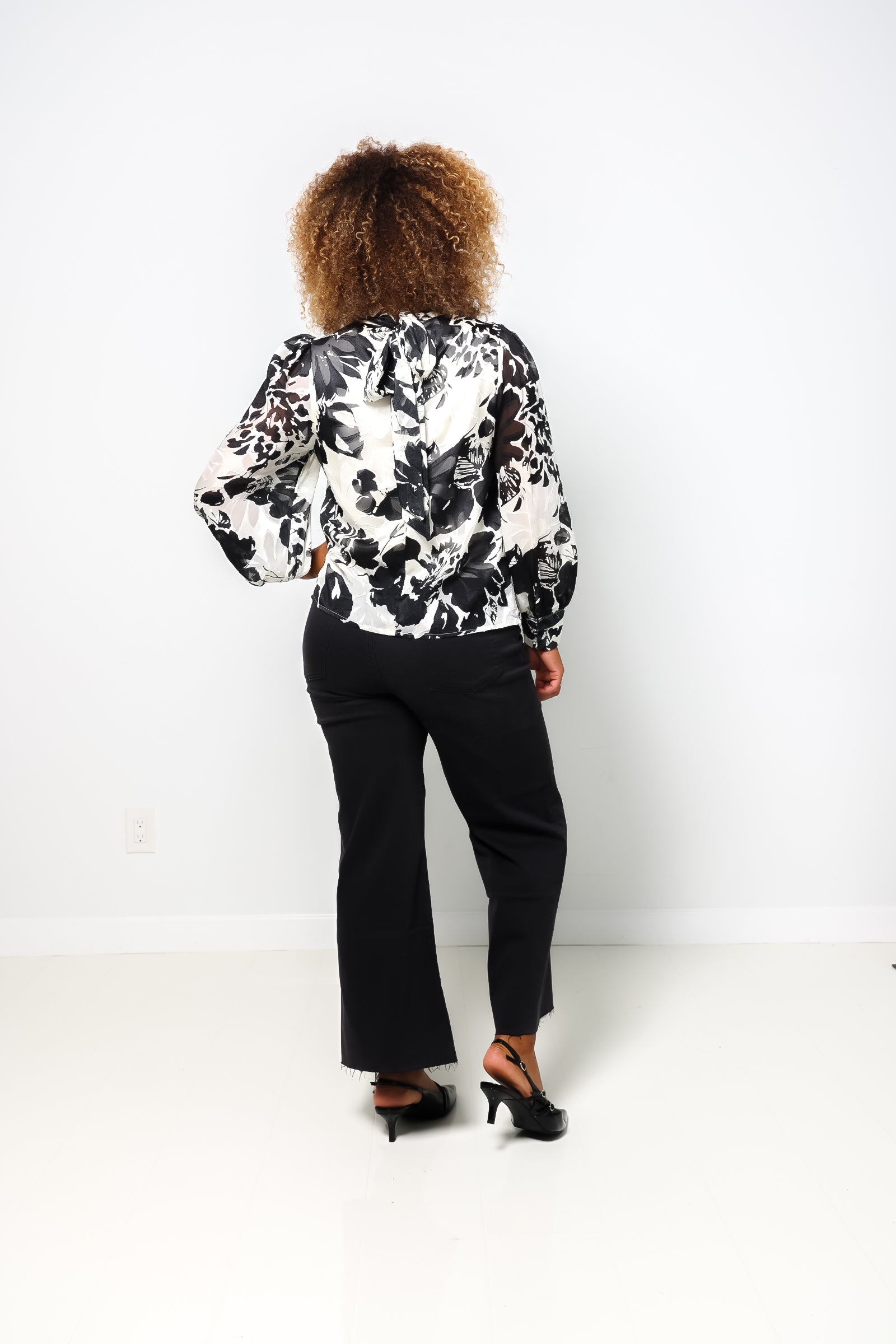Floral Hilar Blouse-300 RTW TOP - LONG SLEEVE-FORMAL SOCIETY