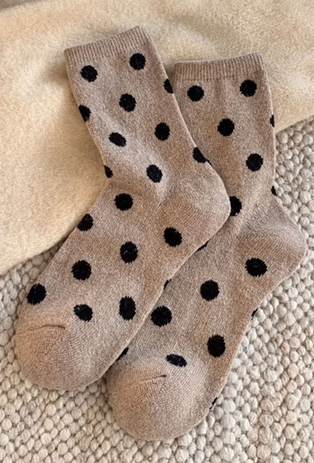 Color Black Polka Dot Socks