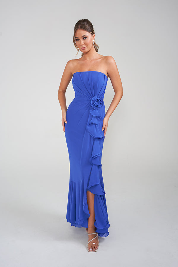K228018 Flattering Fit and Flare Chiffon Dress with V-Neckline and Draped Flutter Cape